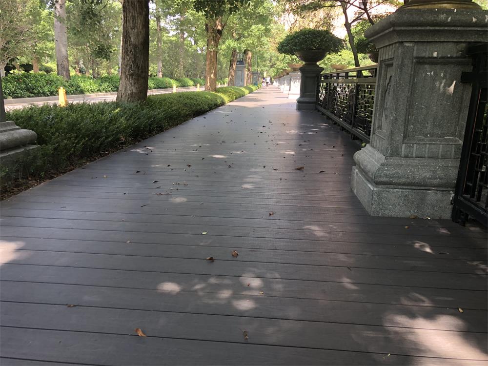 景區(qū)景觀地板