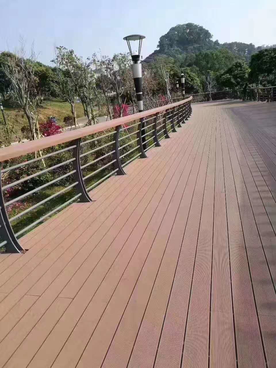 塑木實心地板